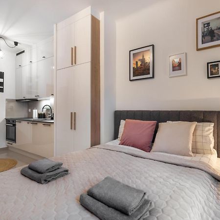 Golden Apartments Warsaw-Cozy Studio-Old Town&Orla エクステリア 写真