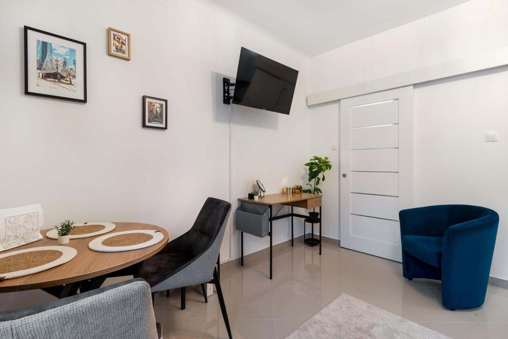 Golden Apartments Warsaw-Cozy Studio-Old Town&Orla エクステリア 写真